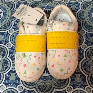 NWT size 8 toddler sneakers